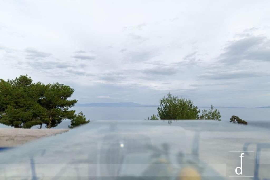 Karantou Villa Tirós Eksteriør bilde