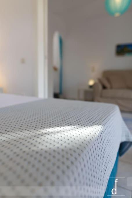 Karantou Villa Tirós Eksteriør bilde